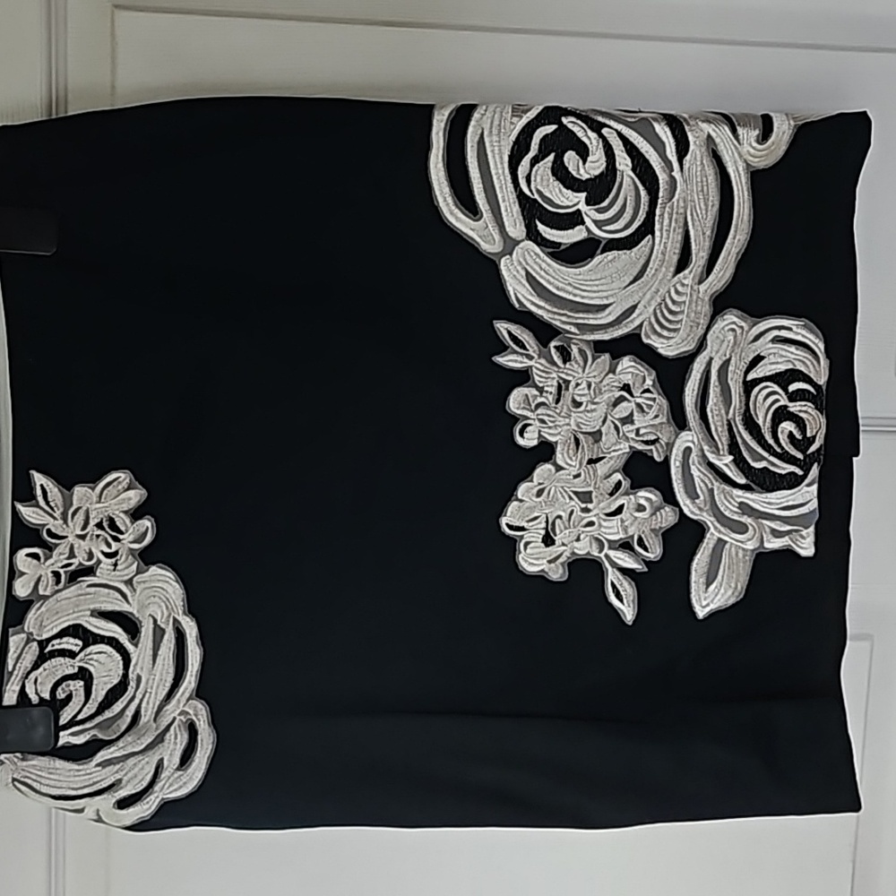 White House Black Market skirt size 10